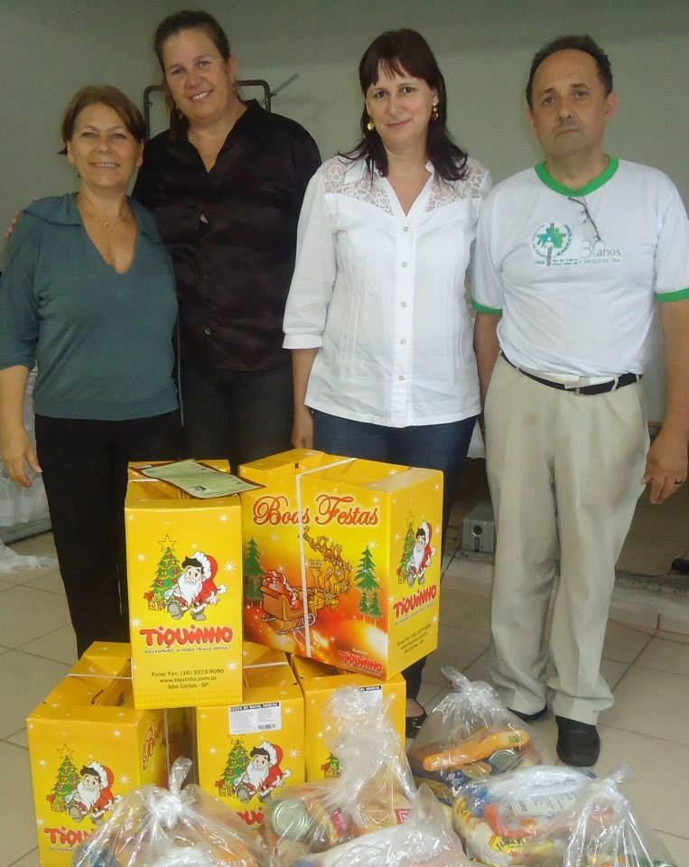 Doações são entregues às famílias assistidas pela Igreja Nossa Senhora de Guadalupe, do bairro Cidade Aracy