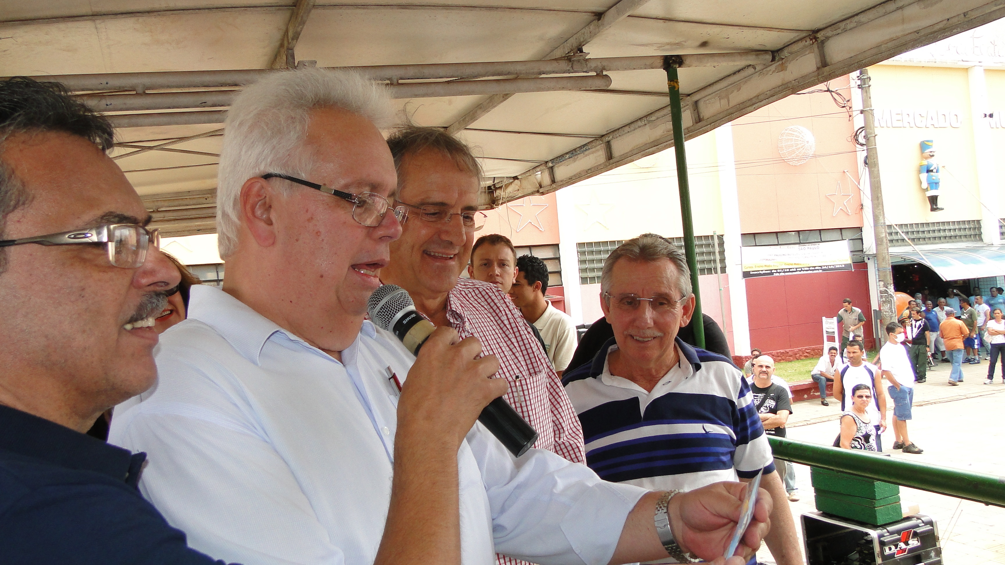 Sorteio ocorreu no dia 28 de dezembro, na praça defronte ao Mercado Municipal
