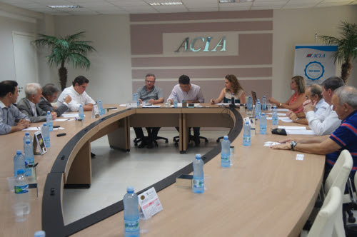Encontro com o PSDB reuniu os deputados Cauê e Vanderlei Macris e os vereadores Antonio Carlos Sacilotto e Thiago Brochi.